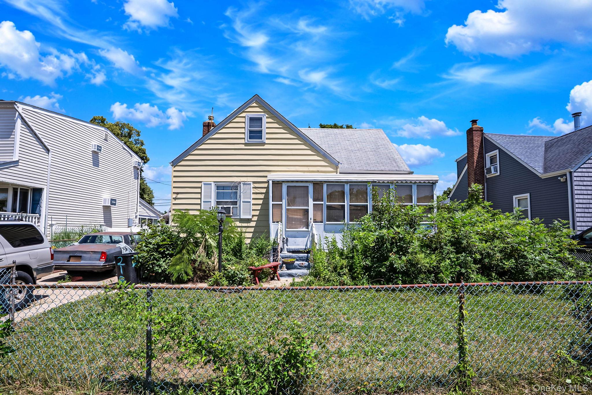 218 Venetian Boulevard today